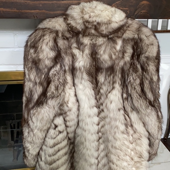 Size large Fox coat - Picture 3 of 4
